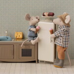 Maileg Obleček pro dědu myšáka Maileg, hnědá barva, textil