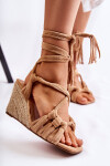 Semišové vázané sandály na klínu béžove Flavia 38