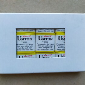 Umton Umton, mistrovské akvarelové barvy, 1/2 pánvička, 2,6 ml, 1 ks Barva Umton: 2660 Permanentní žluť světlá