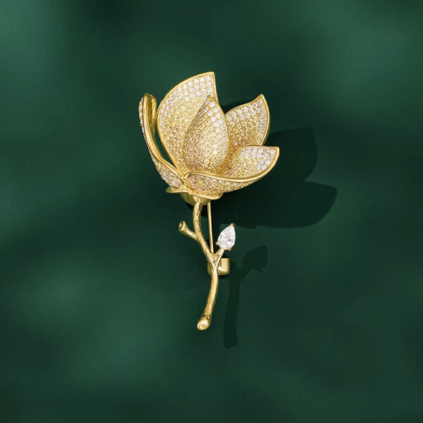 Luxusní květinová brož se zirkony Carola, Zlatá