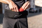 Compressport Free Belt - Běžecký pás s kapsami Compressport FREEBELT - BLACK Velikost textilu: M/L