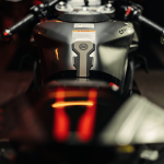 Ochranná samolepka na nádrž na CFMOTO 450SR
