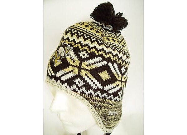 Reebok Pánská zimní čepice - Tassle w/pom - Pittsburgh Penguins NHL