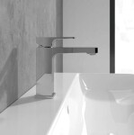 VILLEROY & BOCH - Architectura Square Umyvadlová baterie AquaSmart, chrom TVW12500400061