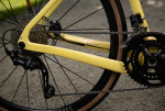 Rock Machine Lukk CR 60, rám 18" (S), model 2025, barva Gloss Sulfur Yellow - ZDARMA dopravné, odborná montáž, seřízení a dárkový poukaz na nákup příslušenství! (Záruka nejlepší ceny! Nakupujte u autorizovaného prodejce!)