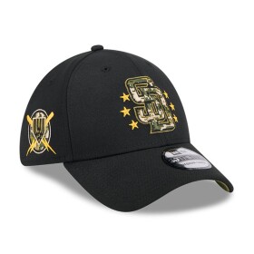 New Era Pánská kšiltovka San Diego Padres MLB 2024 Armed Forces 39THIRTY Flex Velikost: M/L