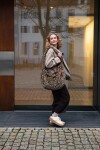 Taška přes rameno Reisenthel Moonbag Leo fake fur