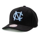 Mitchell & Ness Pánská kšiltovka North Carolina Tar Heels NCAA Wool Pro Pinch Strapback
