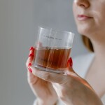 Bella Rose Sklenice na whisky Nepýtaj sa - SK, čirá barva, sklo, 250 ml