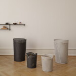 GEJST Designový koš na papír Oya Warm Grey 20 l, béžová barva, šedá barva, kov