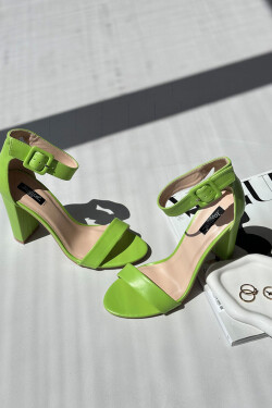Sandálky Na Podpatku Neonová Zeleň Georgina 41