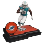 McFarlane Figurka Tyreek Hill #10 Miami Dolphins NFL Posed