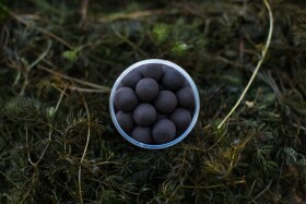 LK Baits Pop-Up Lukáš Krása Black Protein 18mm 250ml,LK Baits Pop-Up Lukáš Krása Black Protein 18mm 250ml