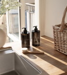 SKANDINAVISK Mléko na ruce a tělo HYGGE (útulno) 500 ml, hnědá barva, plast