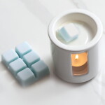 Stoneglow Aromalampa + vonný vosk Sea Salt/Oakmoss 75 g, modrá barva, bílá barva, keramika, vosk