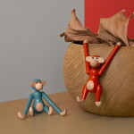 Kay Bojesen Dřevěná opička Monkey Mini Vintage Blue 9,5 cm, modrá barva, dřevo