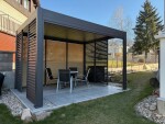 ROJA PANEL ZASTÍNĚNÍ, FIXNÍ LAMELY, HORIZONTÁLNÍ 1 m pro bioklimatickou pergolu