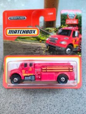 MATCHBOX AUTÍČKO MODEL HRAČKA FREIGHTLINER M2 106