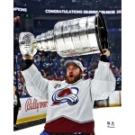 Fanatics Fotografie Pavel Francouz Colorado Avalanche 2022 Stanley Cup Champions Raising Cup Photograph 8" x 10"