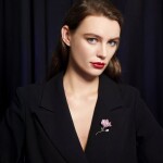 Brož ve tvaru magnólie se sladkovodní perlou Louise, Zlatá