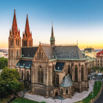 Nástěnný poznámkový kalendář 2026 NOTIQUE - Praha, 30 x 30 cm