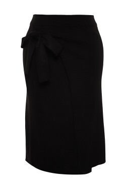 Trendyol Curve černá pletená sukně s detaily vpředu