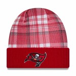 New Era Pánská zimní čepice Tampa Bay Buccaneers NFL 2024 Sideline Statement Beanie