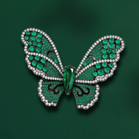 Brož se smaragdovými Swarovski krystaly Sabrina, Zelená