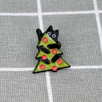 Pinarna.cz Černá kočička kolem vánočního stromečku