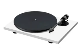 Pro-Ject E1.2 + Pick It MM E - White / Gramofon / řemínkový / RCA kabel 1.23m (9pe12mmewh)