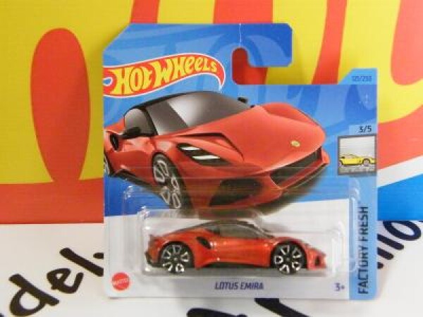 33/23 - LOTUS EMIRA - Hot Wheels