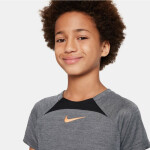 Tričko Nike Dri-FIT Academy Jr DQ8901 010 cm)