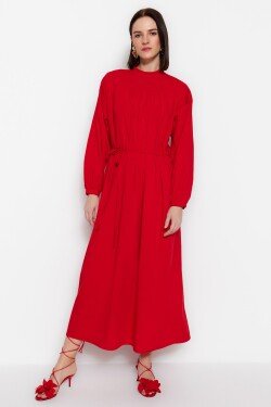 Trendyol Red Belted Sbírané detailní tkané šaty se širokým střihem