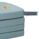 PLUSH NEST PLUSH NEST Venkovní voděodolná plyšová hrací podložka ve tvaru květu 115 × 115 × 5 cm zelená