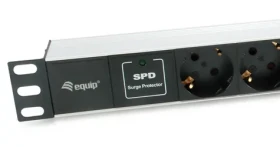 Equip 19" Zásuvkový panel černá, stříbrná / Zásuvkový panel / 1U / 7x Schuko / 2x USB-A / 16 A / hliník (333315)