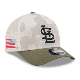 New Era Pánská kšiltovka St. Louis Cardinals MLB 2025 Armed Forces 9FORTY M-Crown A-Frame Snapback