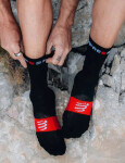 Kompresní ponožky Compressport Ultra Trail Socks V2.0 - Begonia/Neon Pink Velikost: EU 42-44