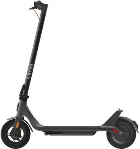 Xiaomi Mi Electric Scooter 4 Lite 2 gen. šedá / Elektro koloběžka / 400 W / 25 km-h / 25km / 10400 mAh (6941812765364)