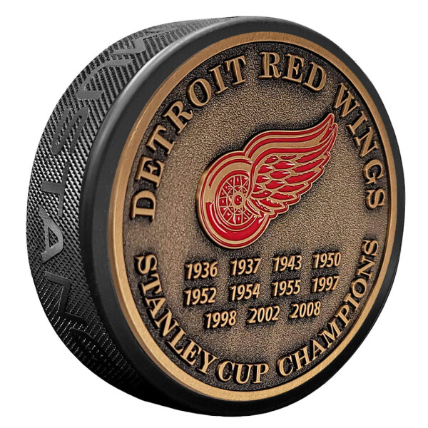 Mustang Puk Detroit Red Wings NHL Stanley Cup Years Gold Medallion