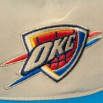 Mitchell & Ness Pánská kšiltovka Oklahoma City Thunder NBA Retro Roots Deadstock
