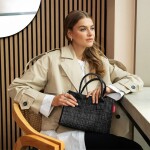 Crossbody kabelka Reisenthel Daily Shopper XS Bouclé black