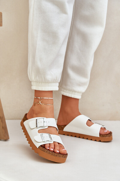 Klasické dámské pantofle Big Star LL274480 bílé 40