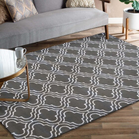 DumDekorace DumDekorace Skandinávský koberec šedé barvě bílým vzorem