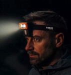 LED čelovka s magnetem a nabíjecí stanicí