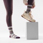 Dámské merino turistické ponožky SMARTWOOL Women's Hike Light Cushion Margarita Cre, Purple Eclipse velikost: 42-45 (L)