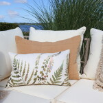 Chic Antique Povlak na polštář Aix Floral Off white 30 × 50 cm, zelená barva, textil