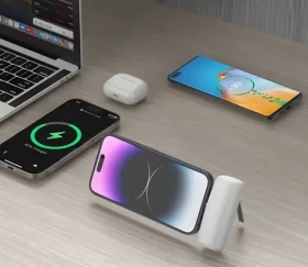 Rebeltec P5 Plug-In / Powerbanka / USB-C přímo do telefonu / 5000 mAh / 10W (RBLUCH00029)