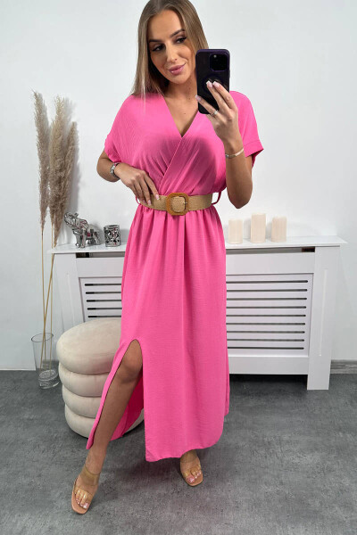 Dlouhé šaty s ozdobným páskem světle růžové barvy