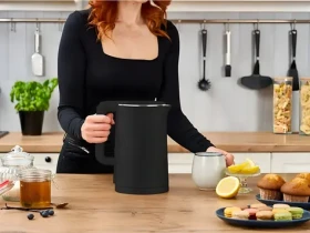 Lafe Double Wall černá / Rychlovarná konvice / 1,8 l / 1800 W / dvoustěnná (LAFCZA47467)