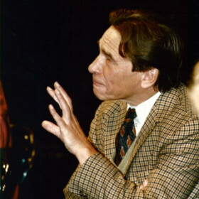 Kdo židli má, bydlí 1 - audiokniha